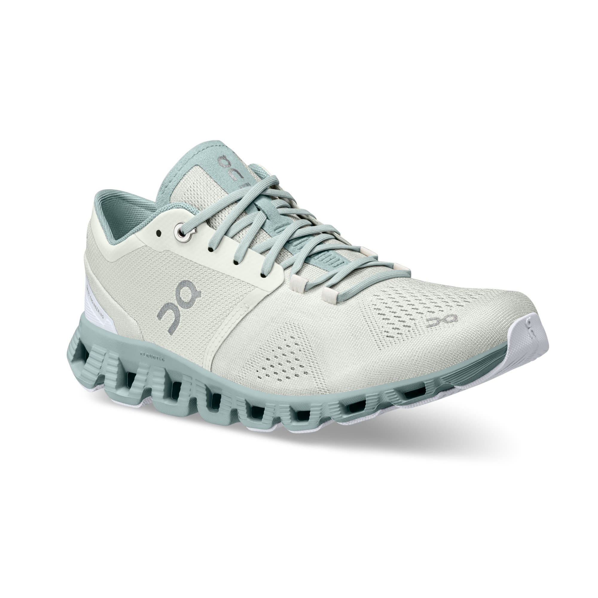 On Laufschuhe Cloud X Damen