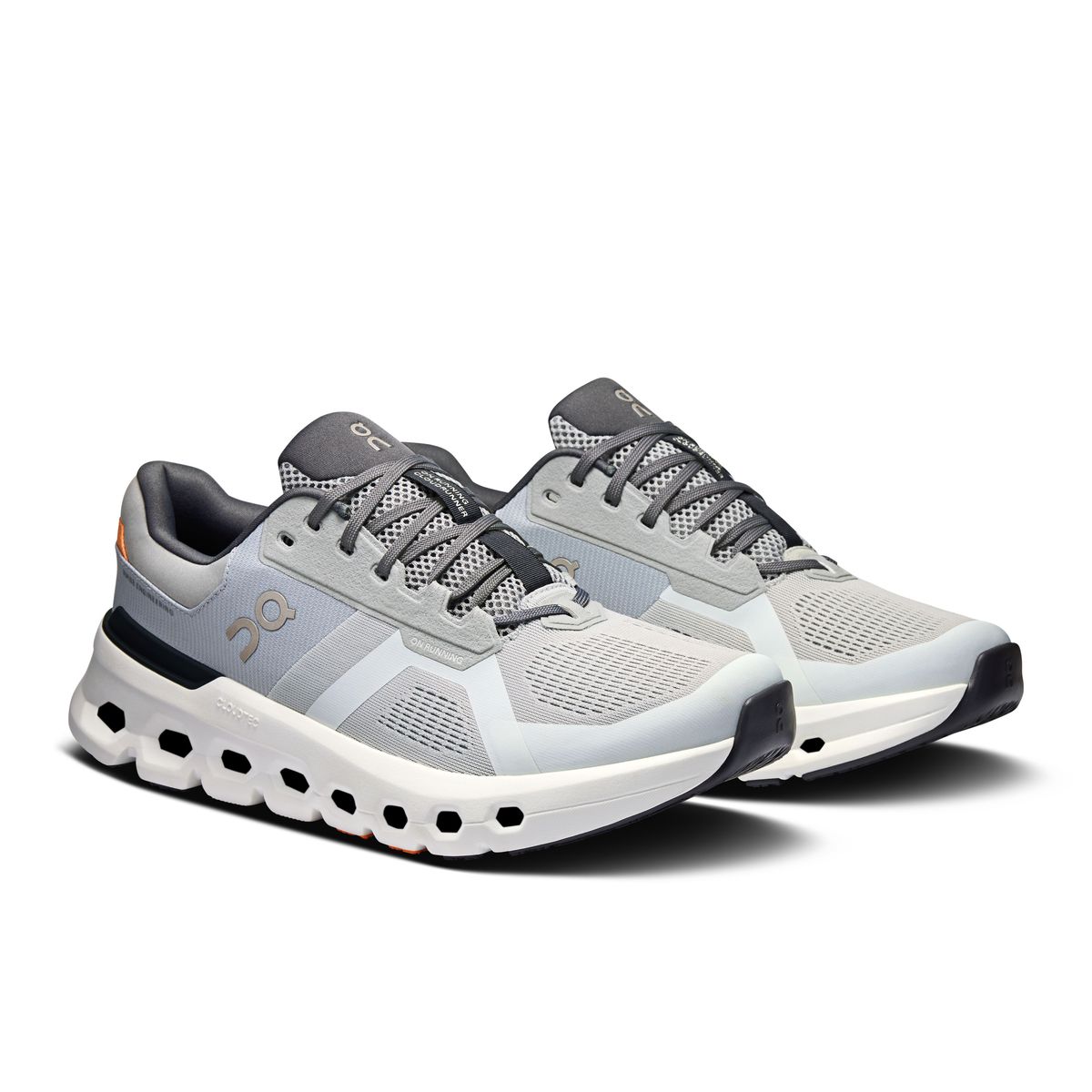 On Laufschuhe Cloudrunner 2
