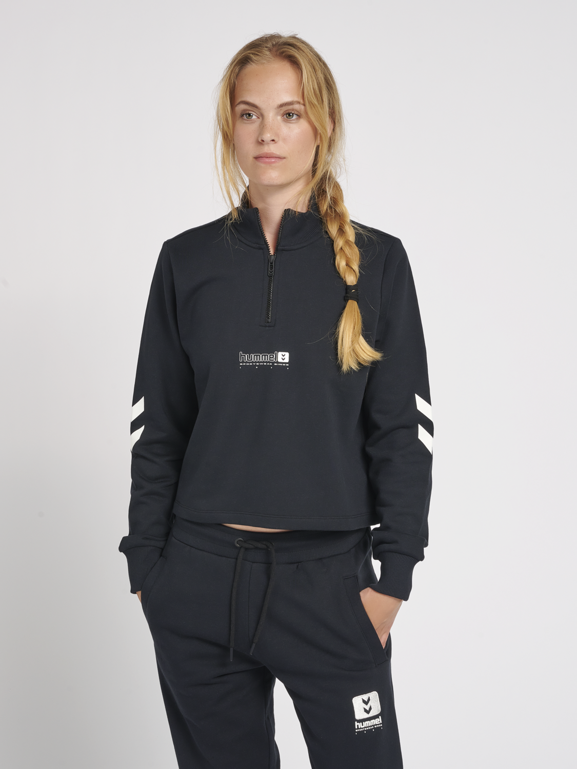 Hummel Sweatshirt Legacy Nikka Cropped ½ Zip Damen