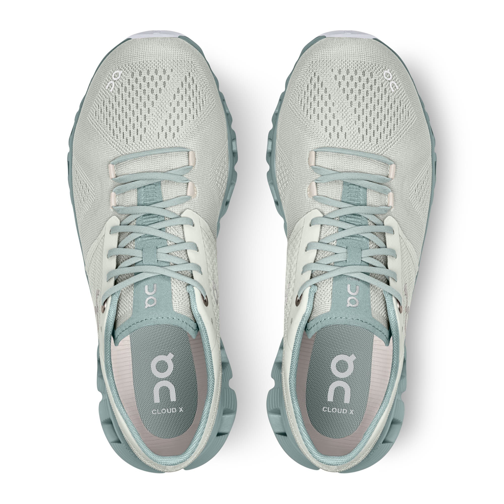 On Laufschuhe Cloud X Damen