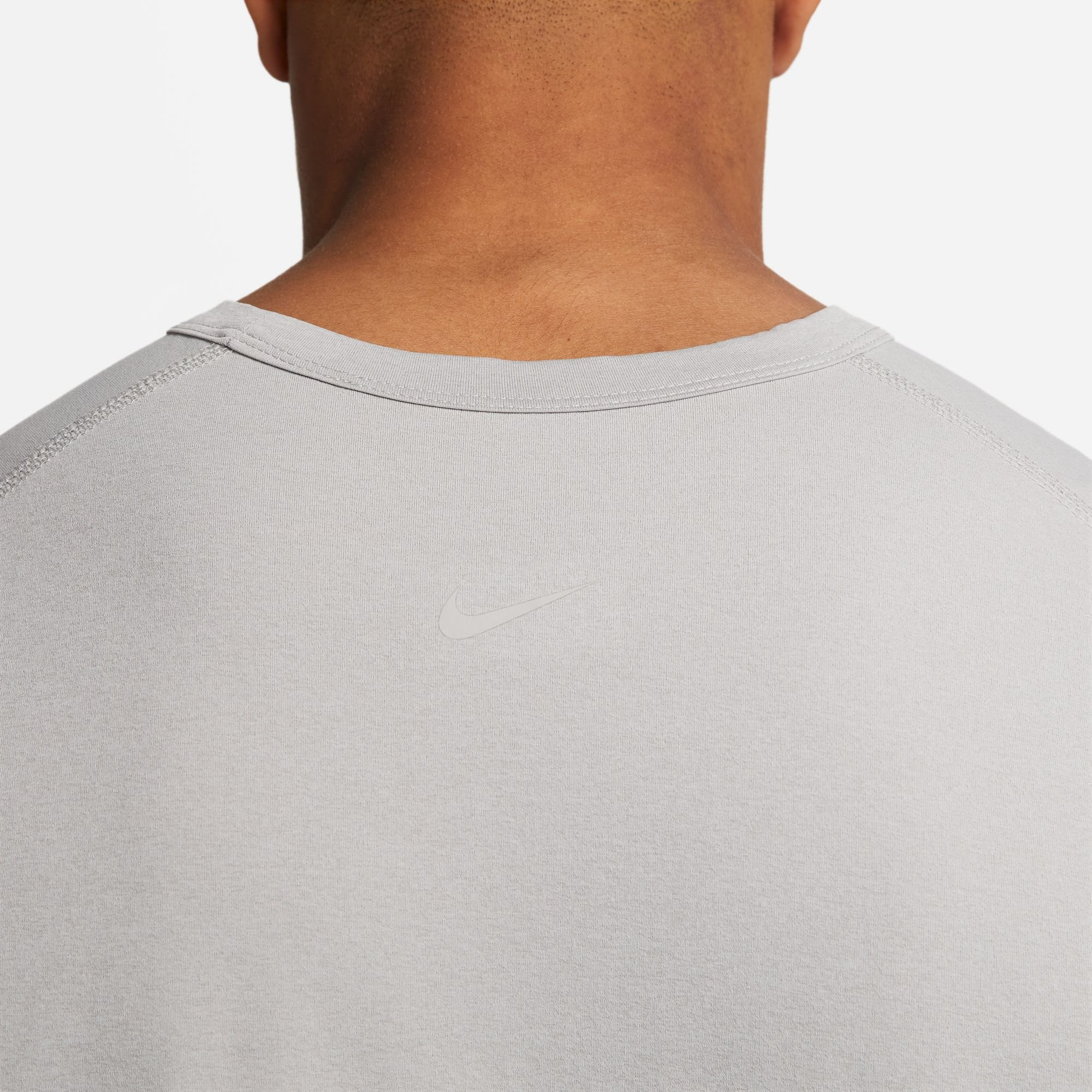 Nike Dri-FIT UV Hyverse T-Shirt