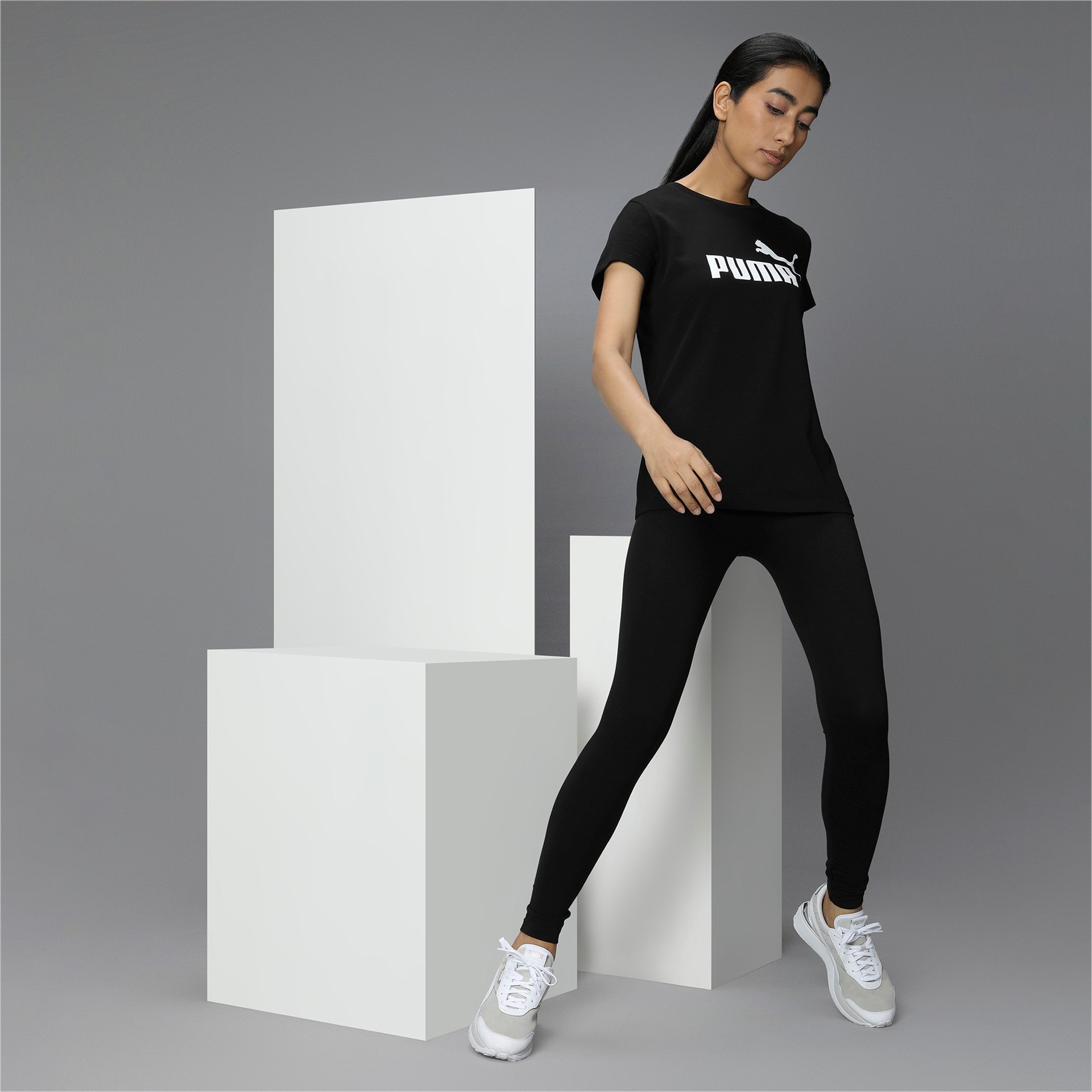 Puma Essentials Logo T-Shirt Damen