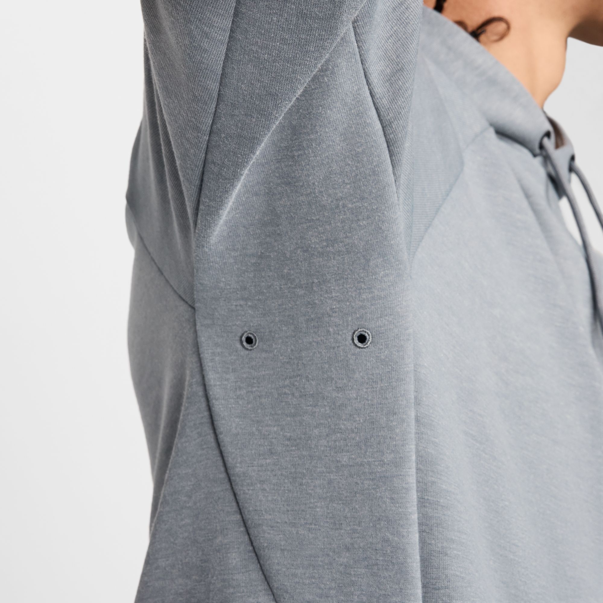 Nike Dri-Fit Primary Kapuzen Sweatshirt